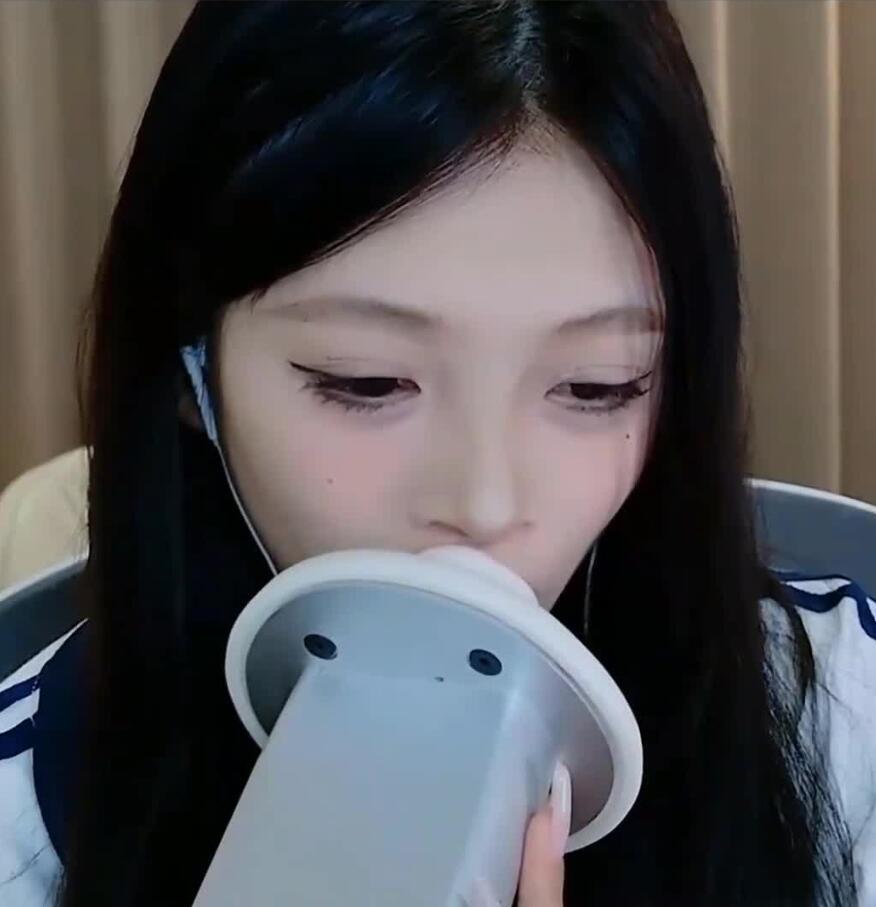 辣不辣Hyo 爱发电 ASMR福利舔耳口腔音三V